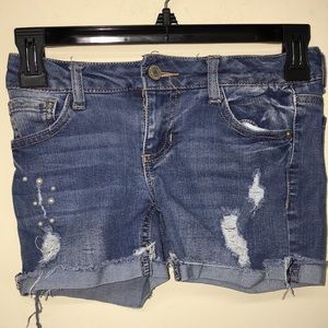 Vanilla Star Bottoms - Distressed jean shorts Vanilla Star Bottoms - Distressed jean shorts